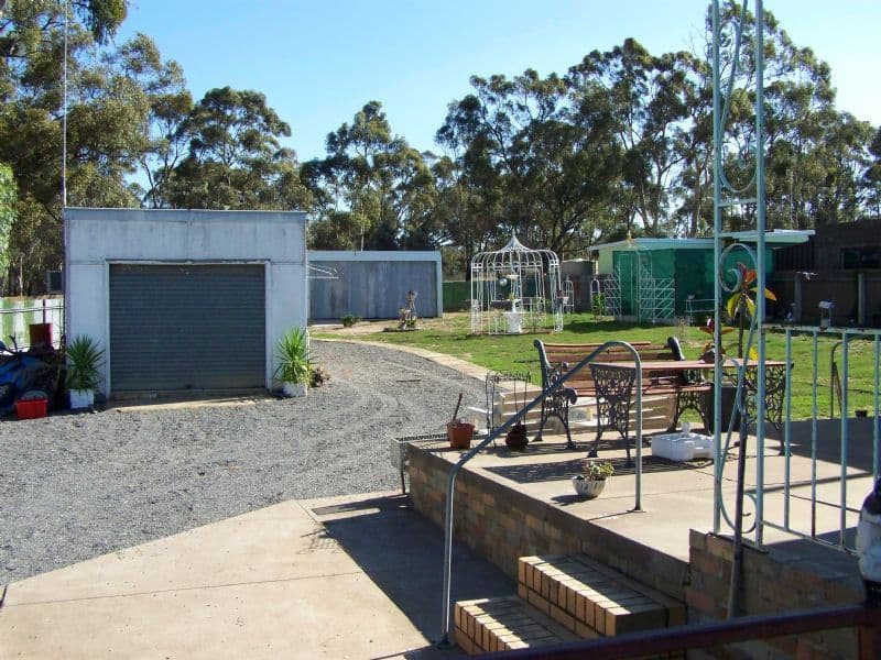1 George Street, ST ARNAUD VIC 3478, St Arnaud - Thumbnail 6