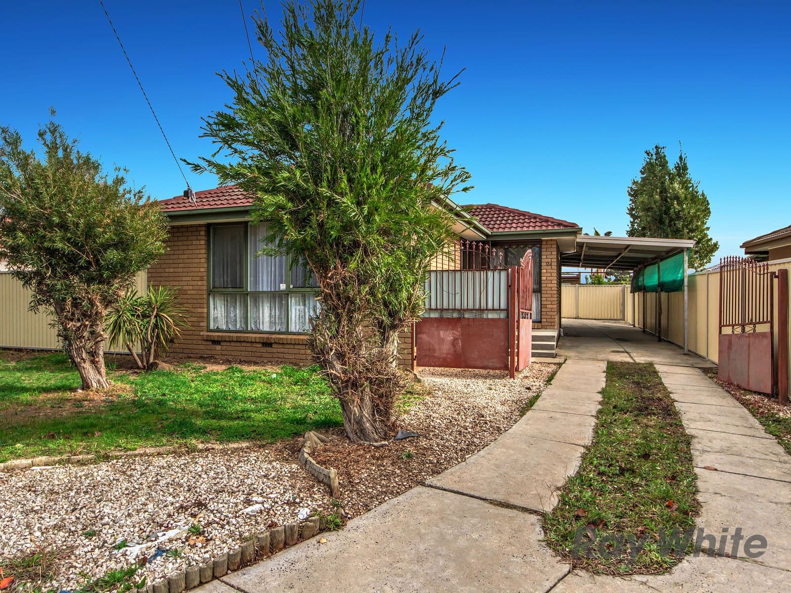 24 Glenmaggie Drive, St Albans VIC 3021, St Albans - Thumbnail 2