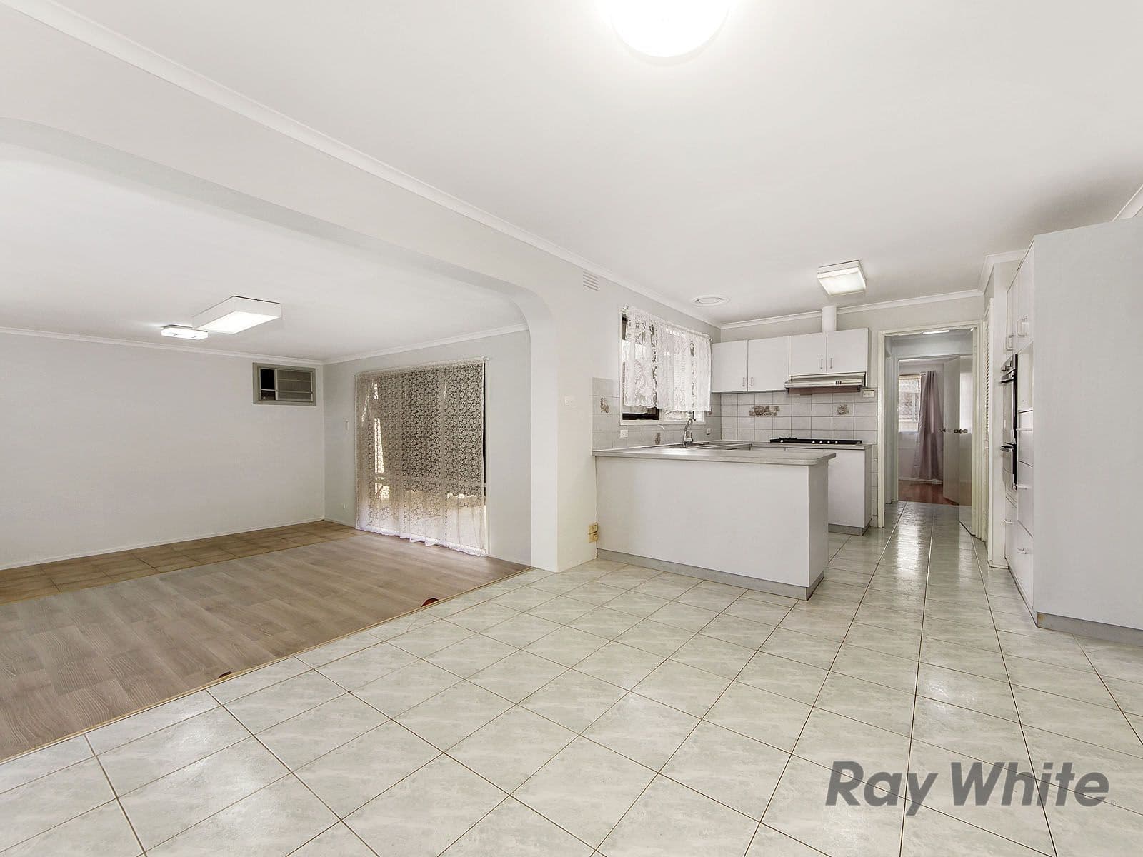 24 Glenmaggie Drive, St Albans VIC 3021, St Albans - Thumbnail 4