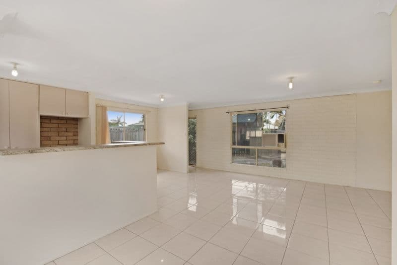 14 Awaba Court, Deception Bay QLD 4508, Deception Bay - Thumbnail 4