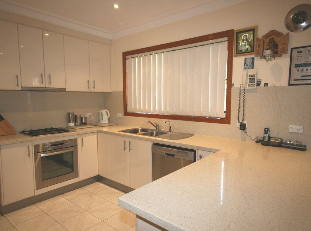 14 Cook Avenue, KEALBA VIC 3021, Kealba - Thumbnail 4