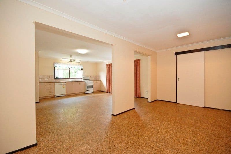 21 Dean Crescent, LAUNCHING PLACE VIC 3139, Launching Place - Thumbnail 5