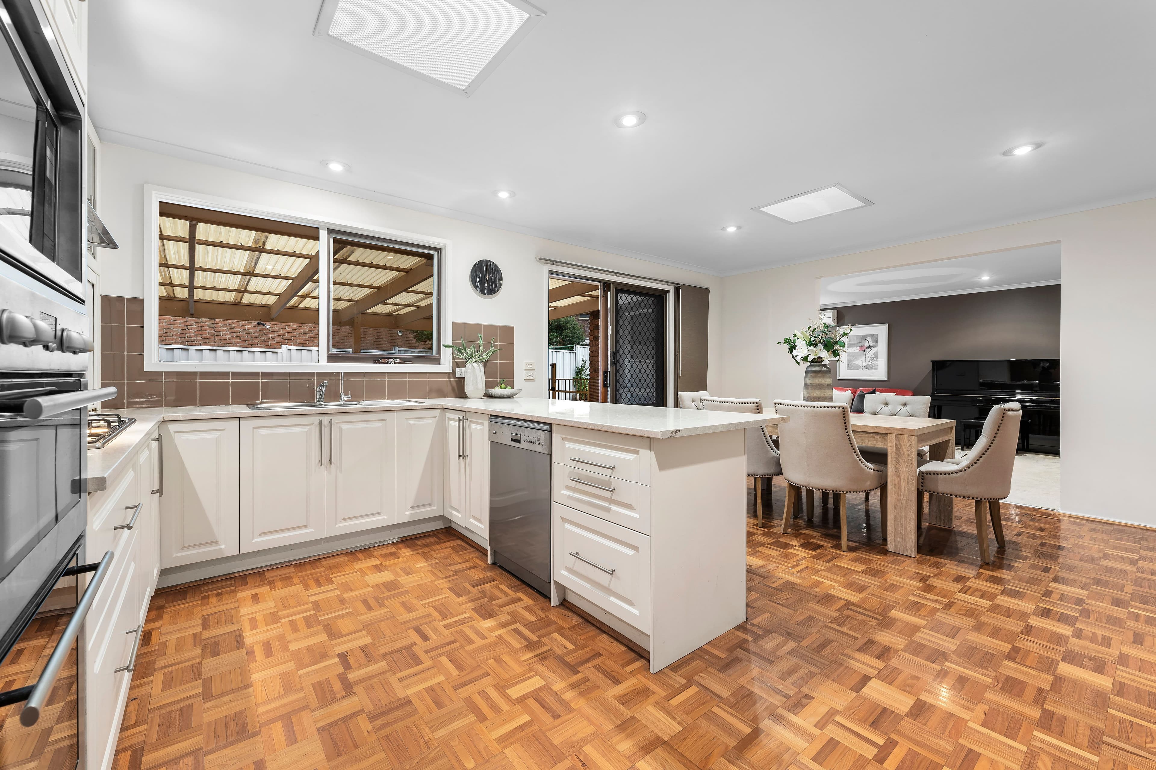 4 Fromelles Court, Wantirna South VIC 3152, Wantirna South - Thumbnail 6
