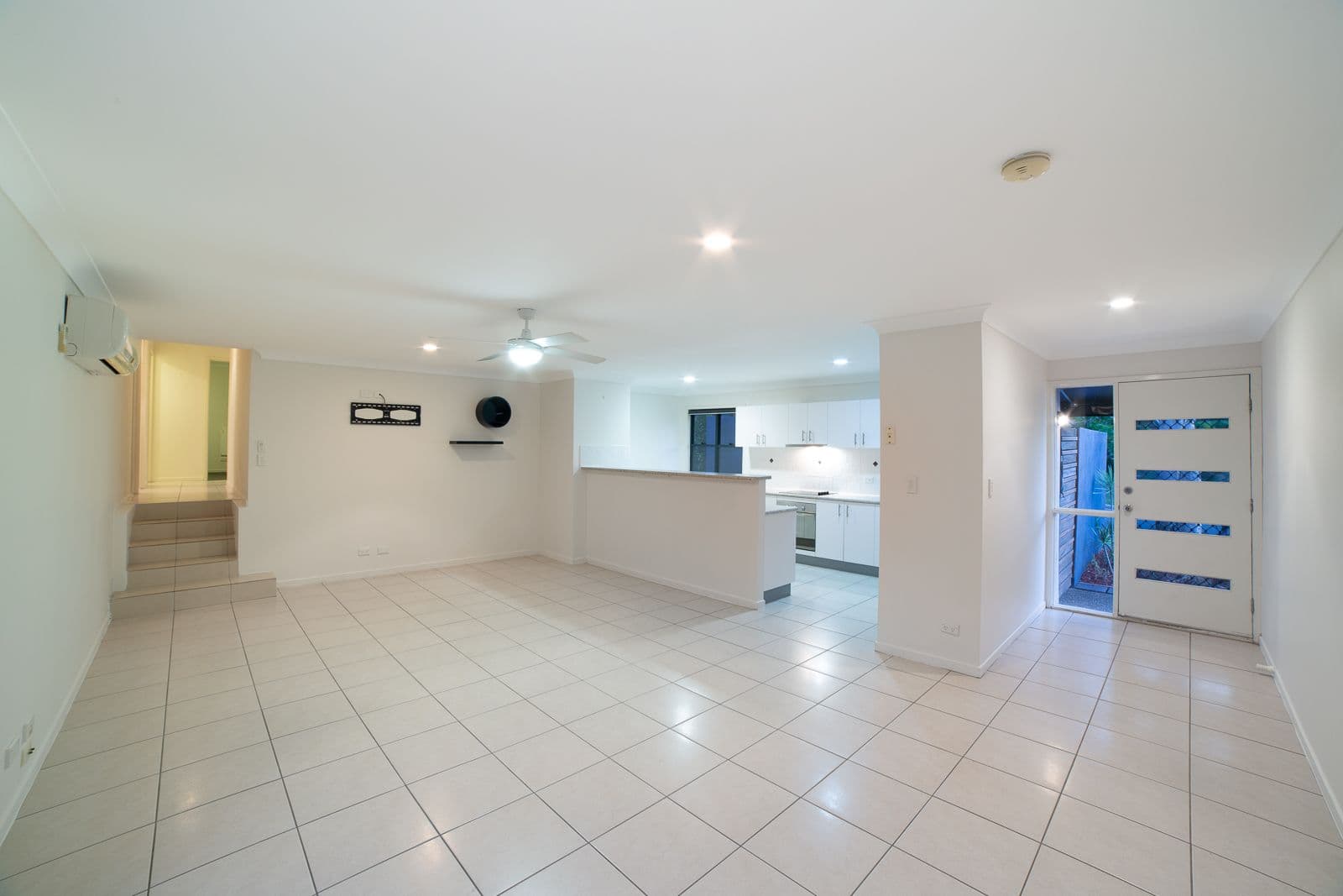 9 Freestone Drive, Upper Coomera QLD 4209, Upper Coomera - Thumbnail 2