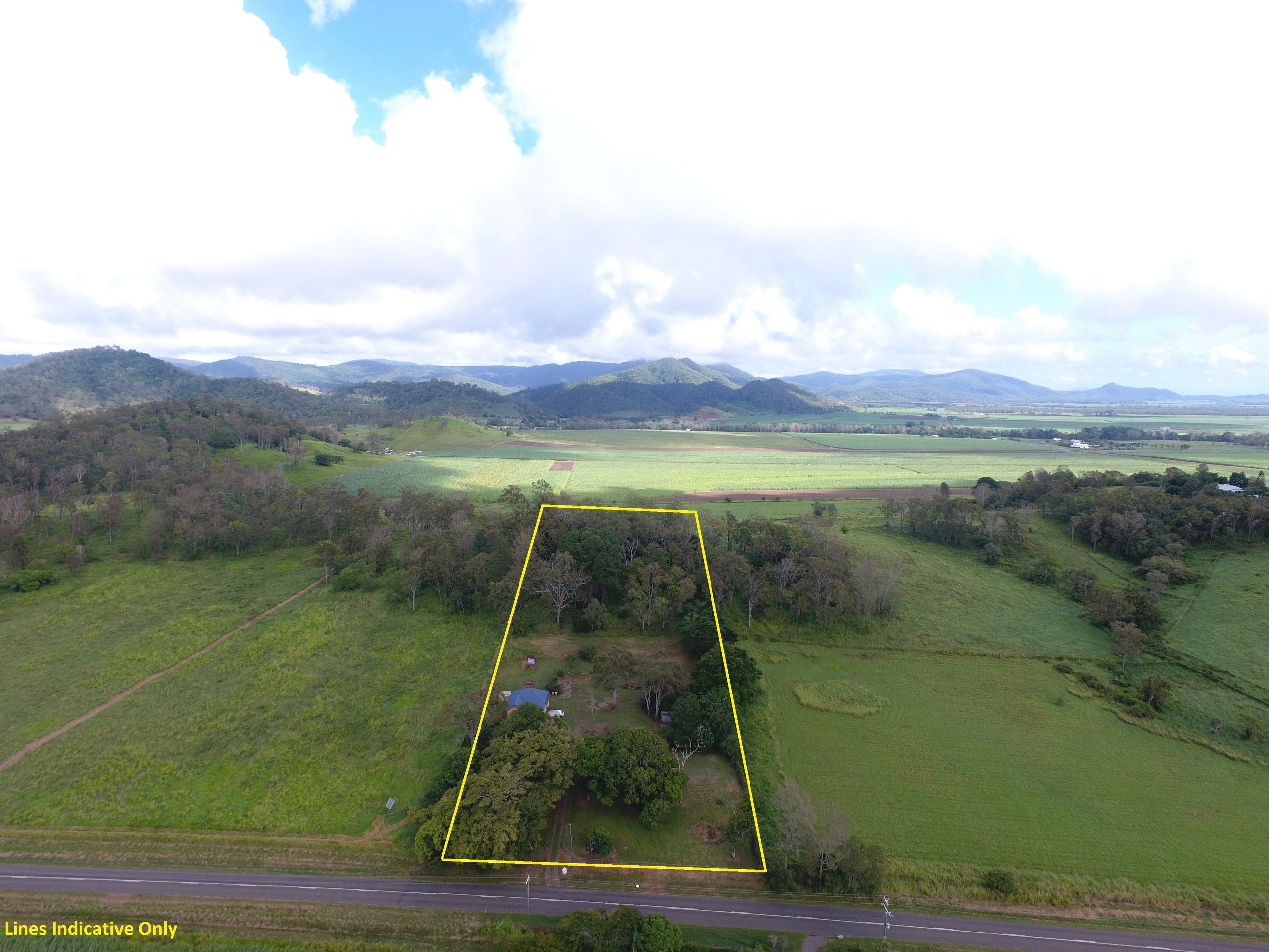 633 West Plane Creek, Sarina QLD 4737, Sarina - Image 1