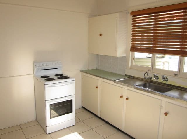 53 Watt Street, CORINDA QLD 4075, Corinda - Thumbnail 5
