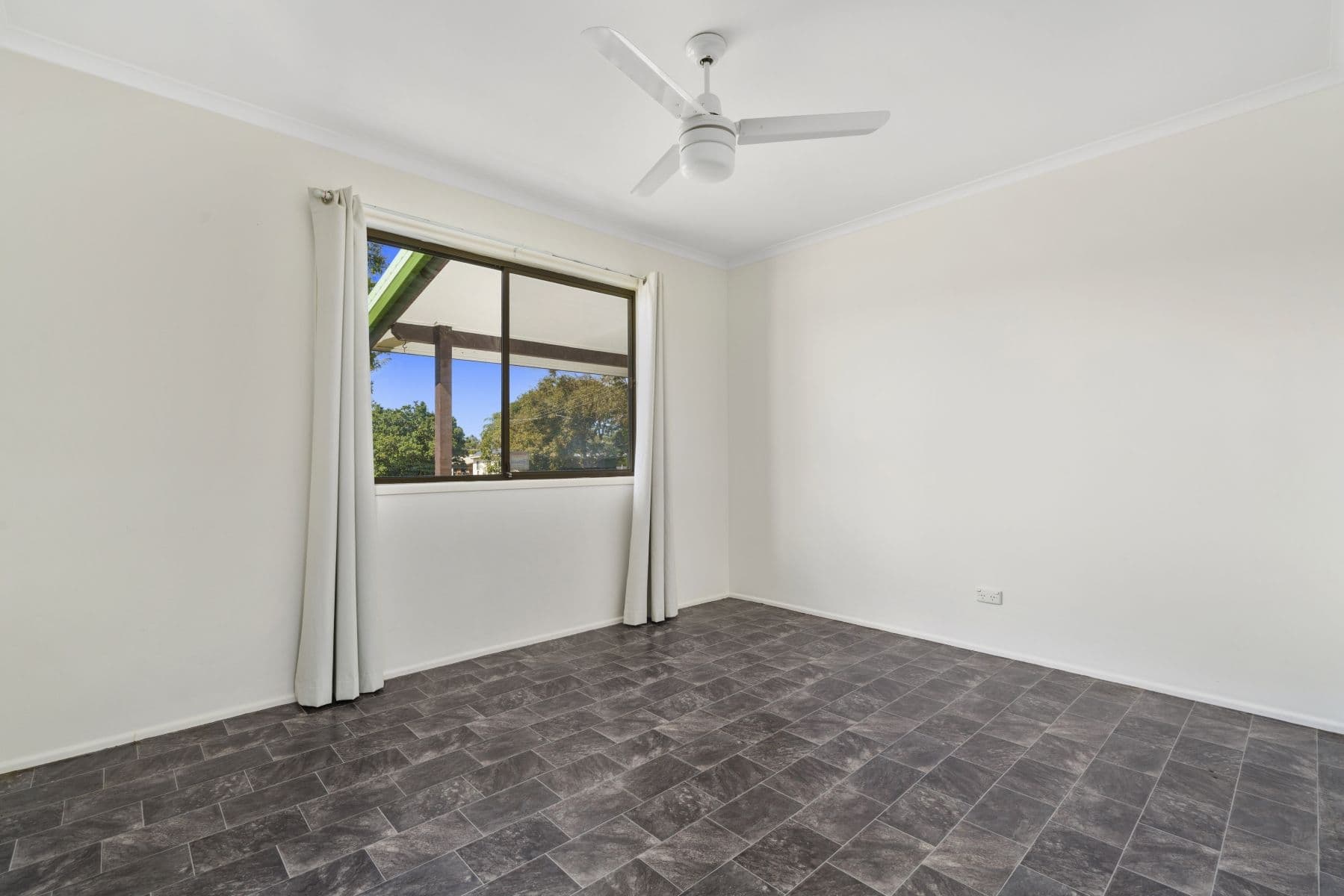 46 Smiths Road, Caboolture QLD 4510, Caboolture - Thumbnail 3