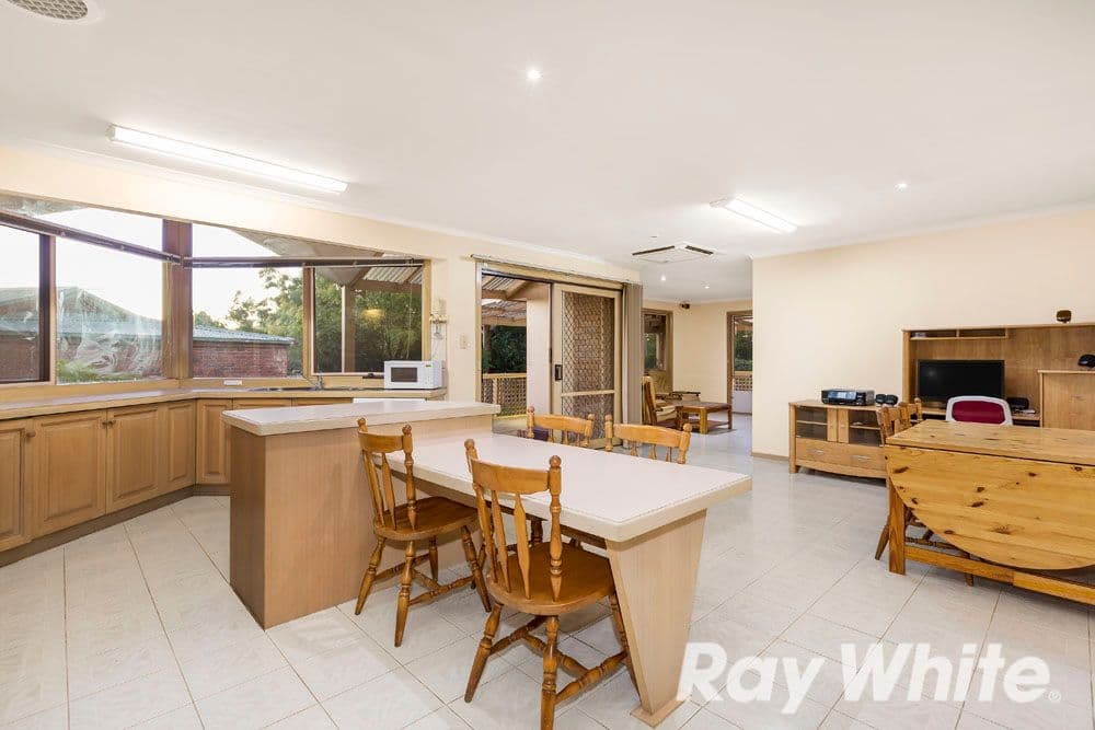 23 Selwood Court, Rowville VIC 3178, Rowville - Thumbnail 2