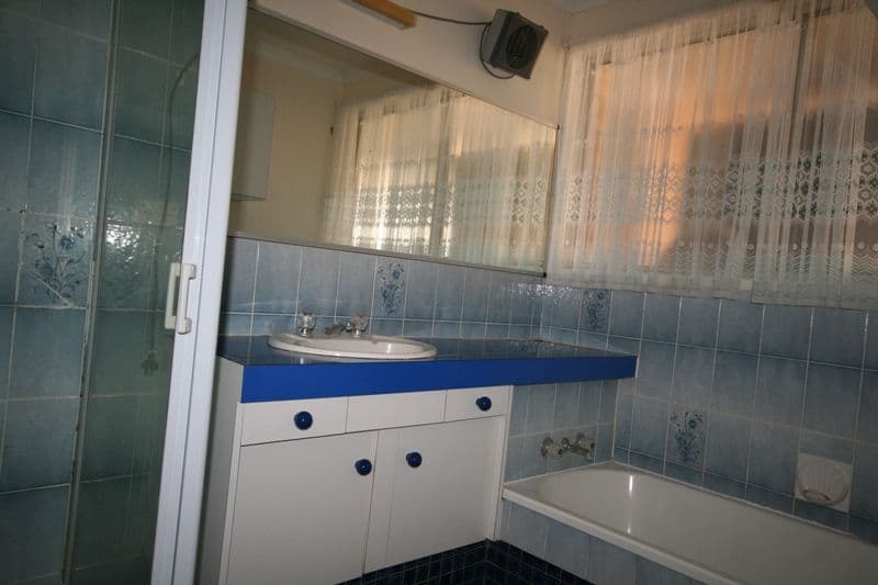 13 Lawrence Street, BILOELA QLD 4715, Biloela - Thumbnail 4