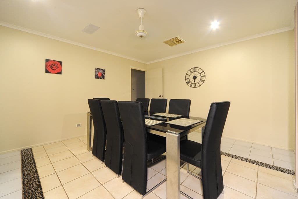 1 Alice Court, CANNONVALE QLD 4802, Cannonvale - Thumbnail 4