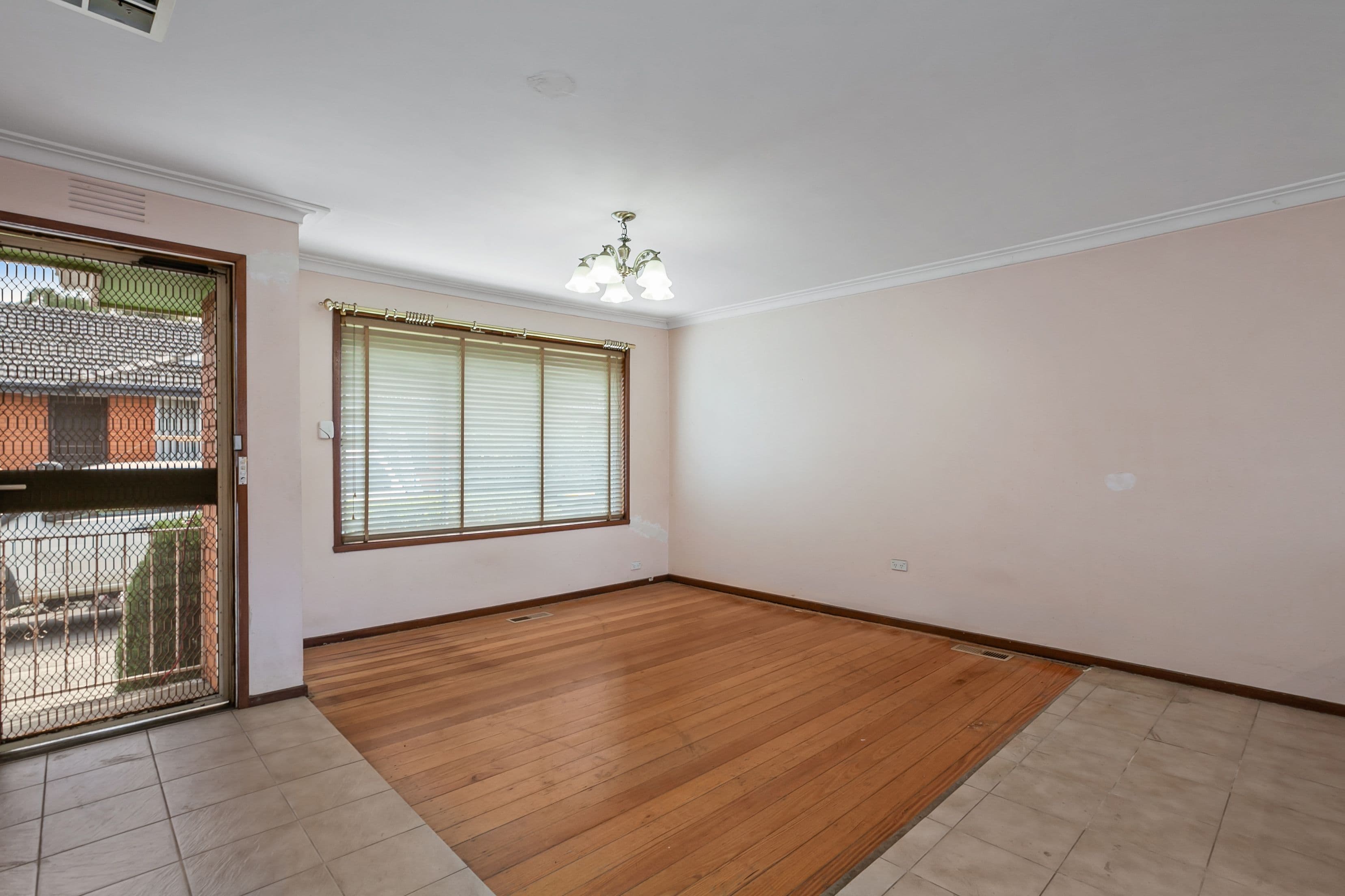 176 Rathcown Road, Reservoir VIC 3073, Reservoir - Thumbnail 2
