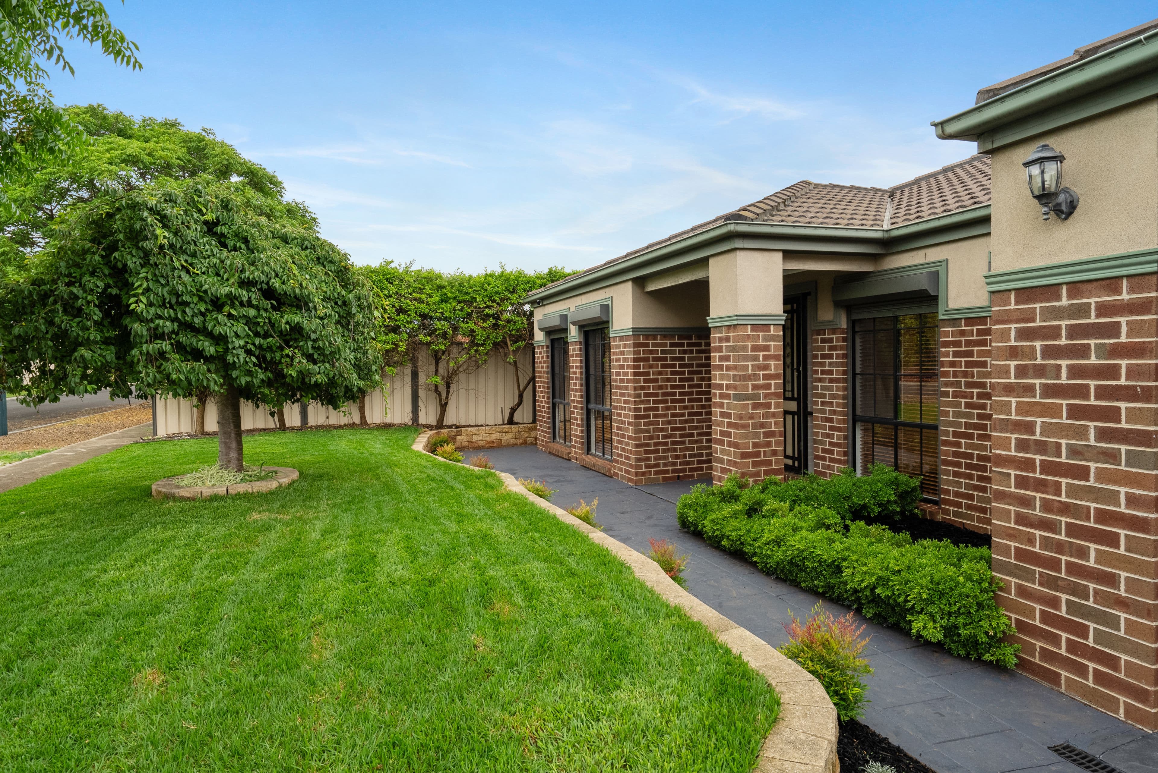 33 Grantleigh Drive, Darley VIC 3340, Darley - Thumbnail 3