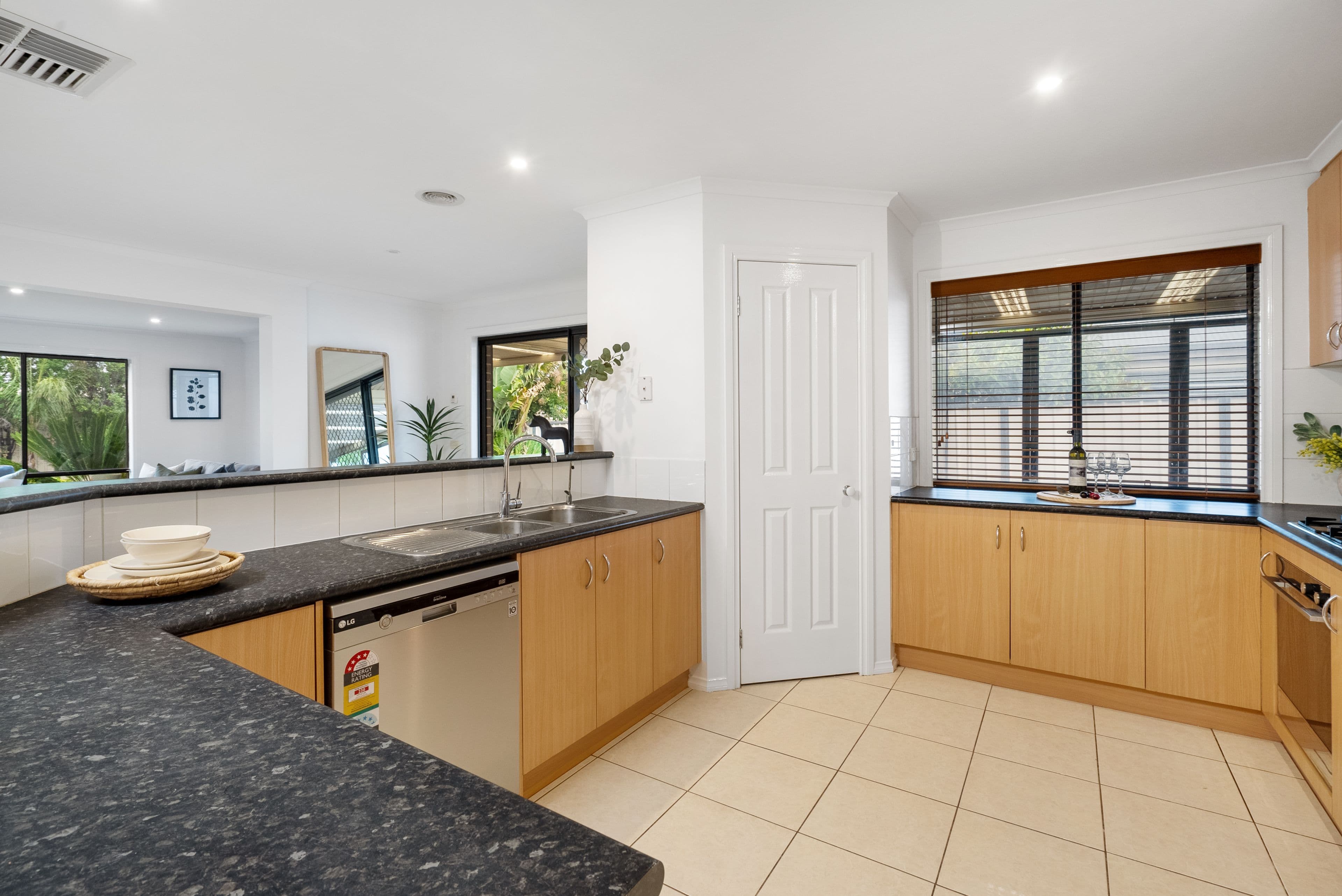 33 Grantleigh Drive, Darley VIC 3340, Darley - Thumbnail 6