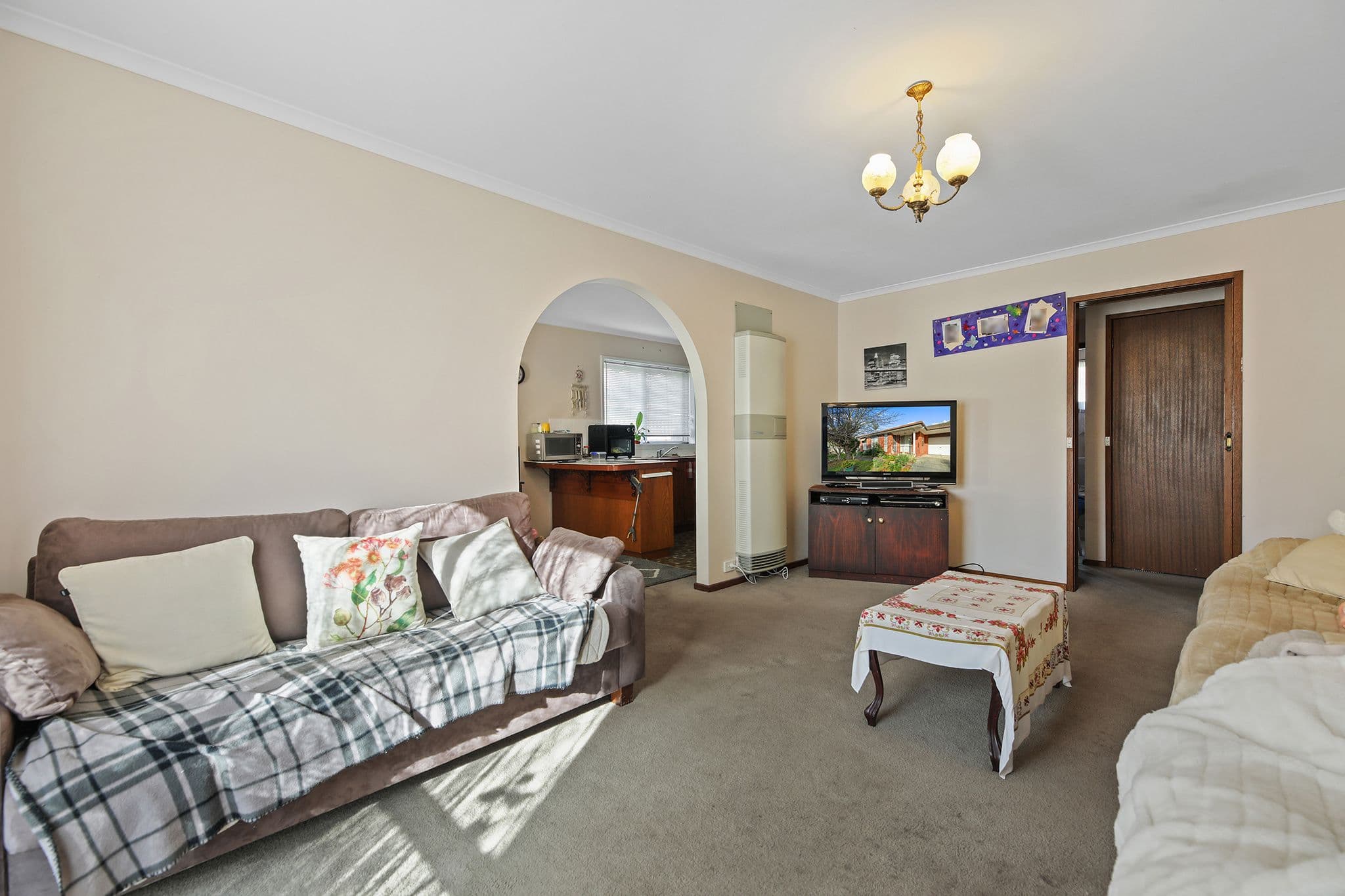 18 Hopetoun Road, Drouin VIC 3818, Drouin - Thumbnail 2