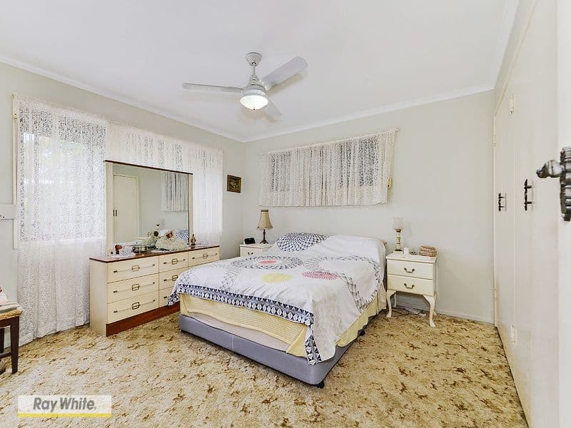 25 Hibiscus Avenue, Redcliffe QLD 4020, Redcliffe - Thumbnail 6