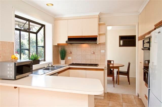 397 Lower Heidelberg Road, EAGLEMONT VIC 3084, Eaglemont - Thumbnail 2