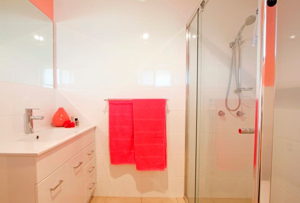 22 Carolina Close, ELANORA QLD 4221, Elanora - Thumbnail 3