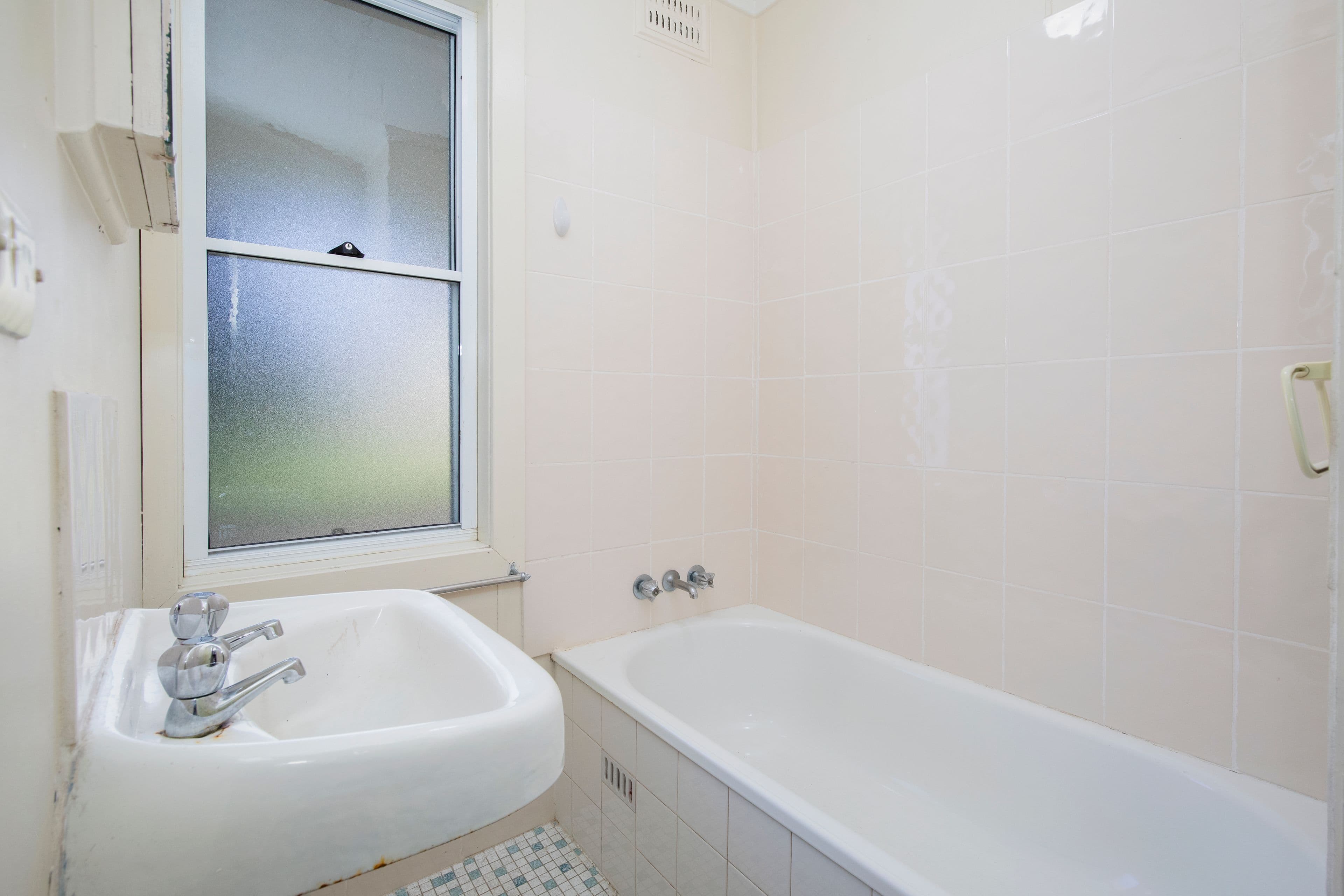 10 Morpeth Road, Waratah West NSW 2298, Waratah West - Thumbnail 7