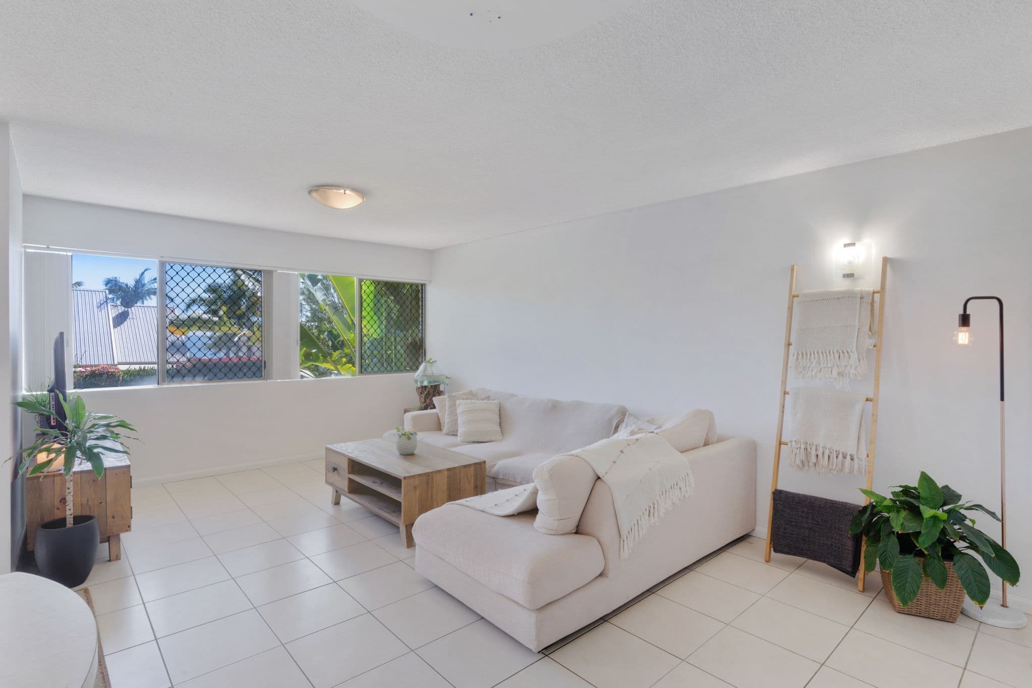 77 Buderim Avenue, Mooloolaba QLD 4557, Mooloolaba - Thumbnail 2