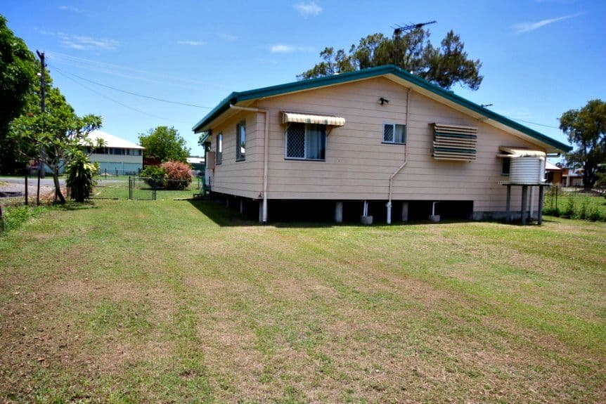 5 Johnston Street, Sarina QLD 4737, Sarina - Thumbnail 2