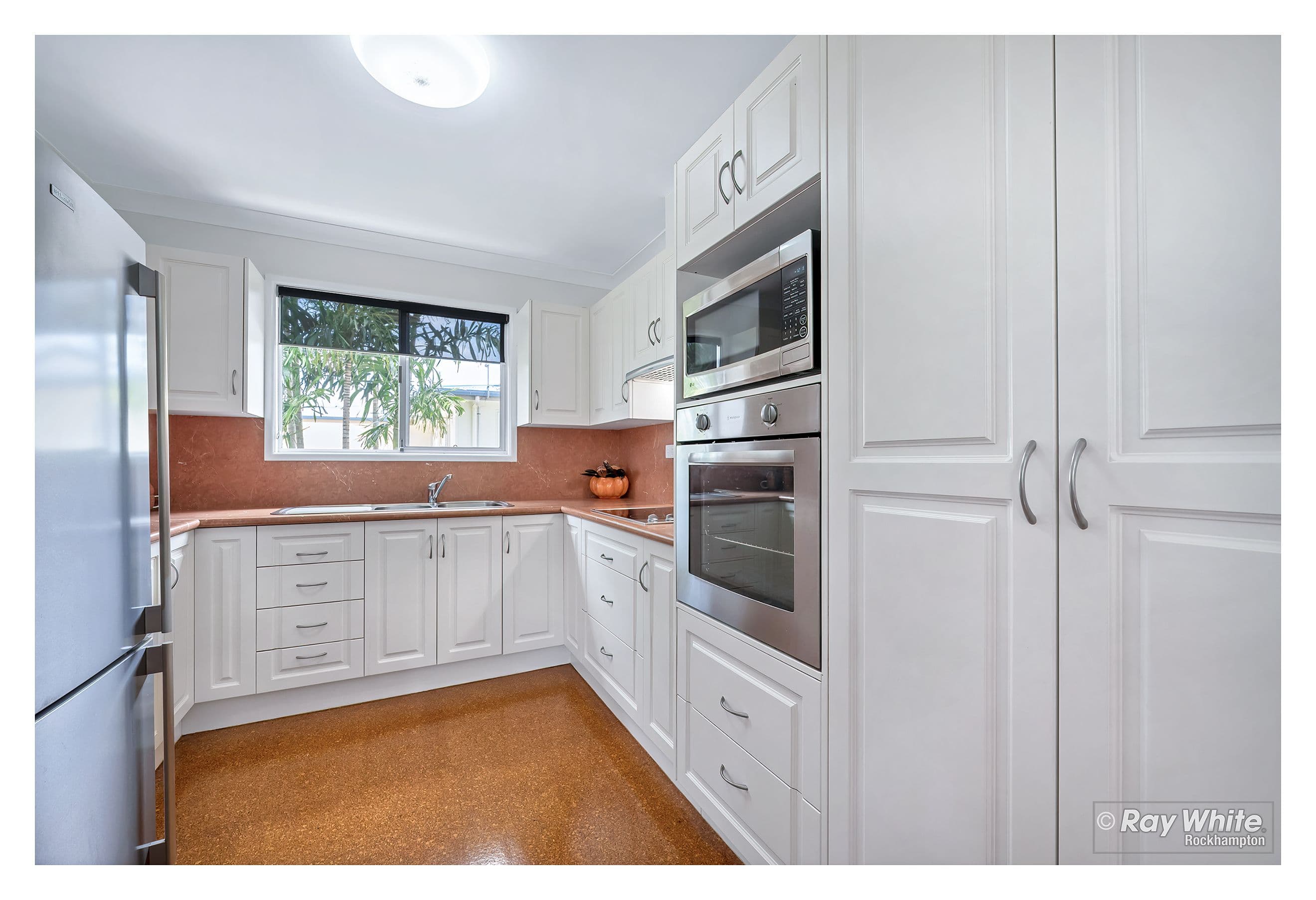 81 Buzacott Street, Park Avenue QLD 4701, Park Avenue - Thumbnail 5