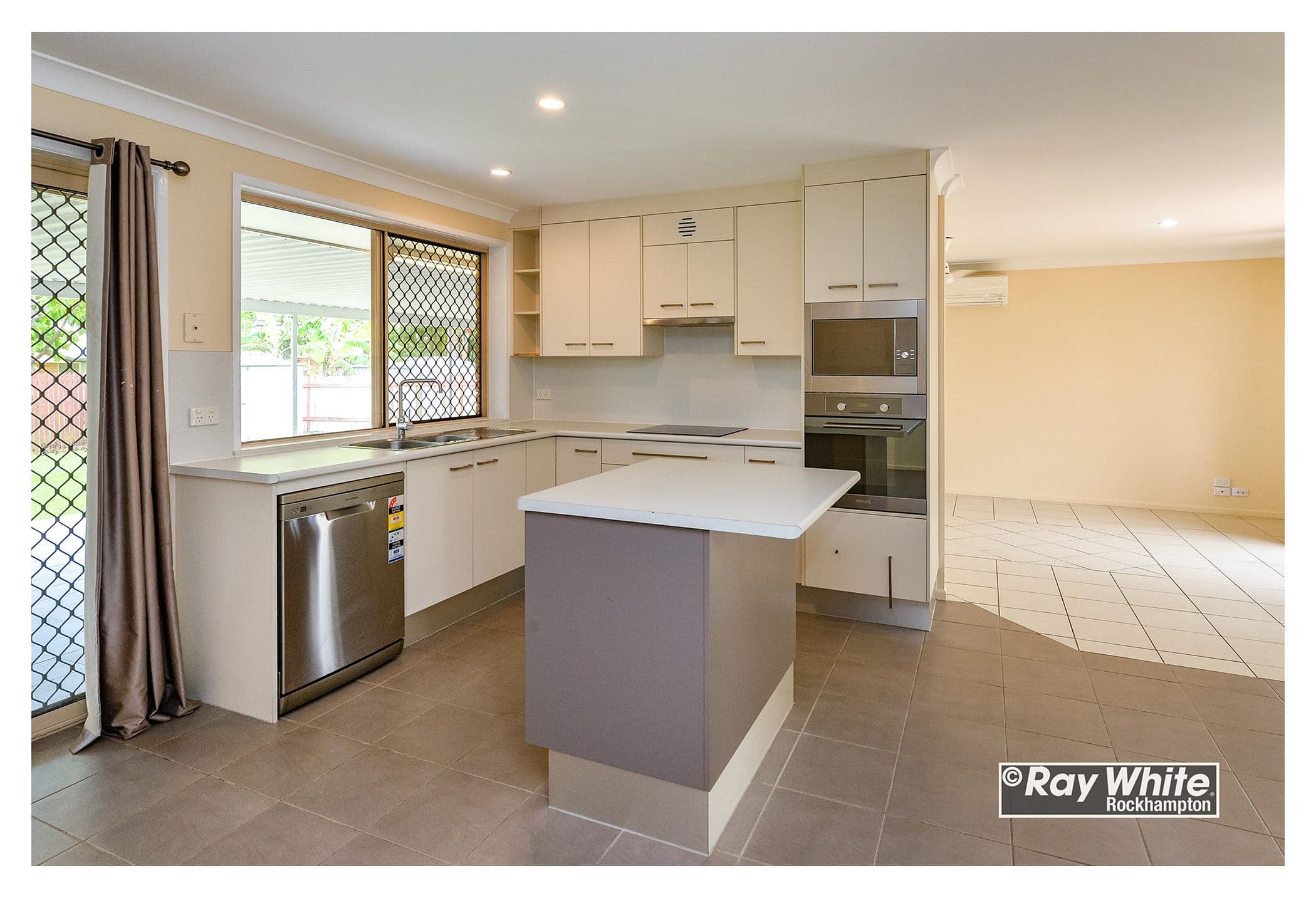 11 Carara Drive, Kawana QLD 4701, Kawana - Thumbnail 5