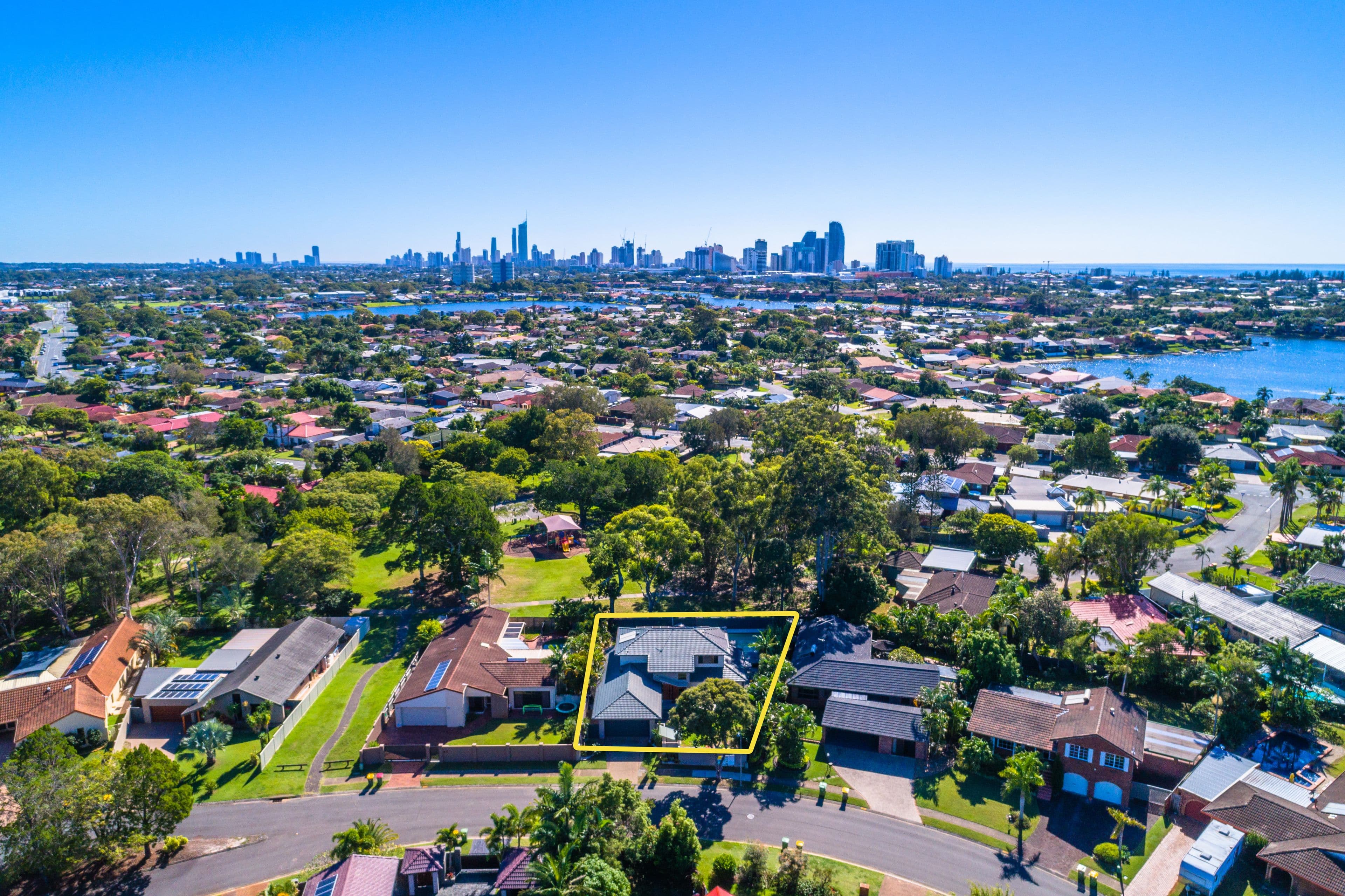 9 Bedara Court, Mermaid Waters QLD 4218, Mermaid Waters - Thumbnail 4