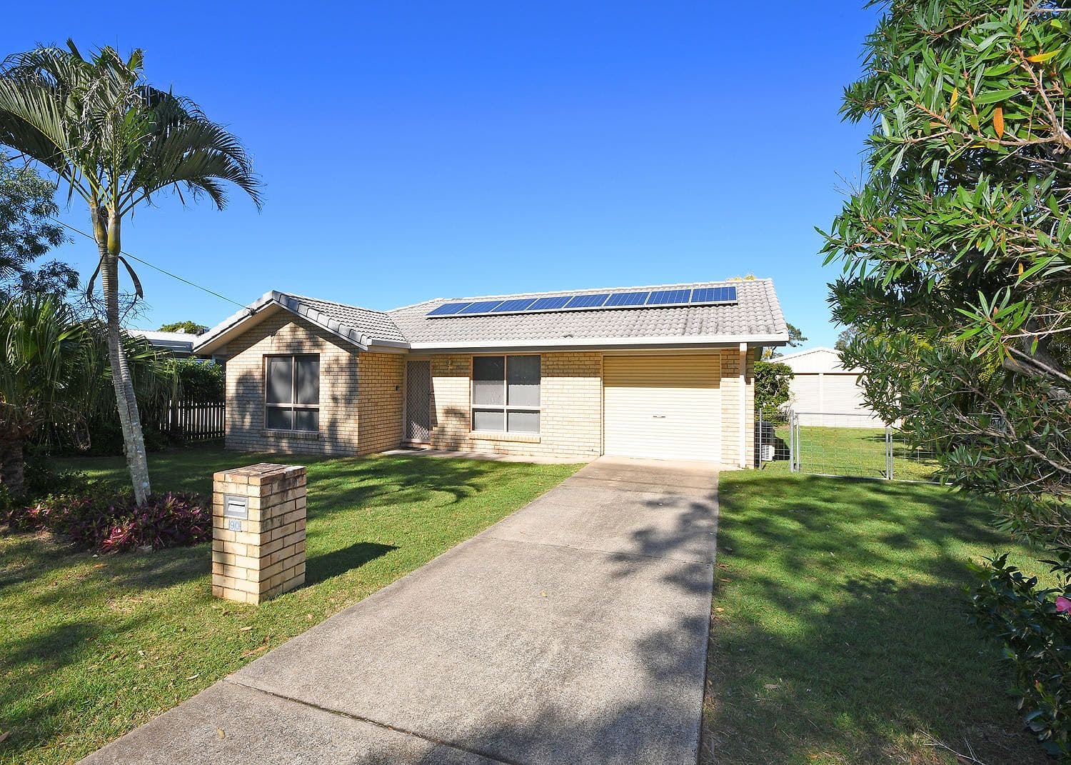 90 Corser Street, Point Vernon QLD 4655, Point Vernon - Image 1