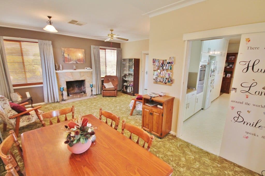 1 Hills Street, Young NSW 2594, Young - Thumbnail 7