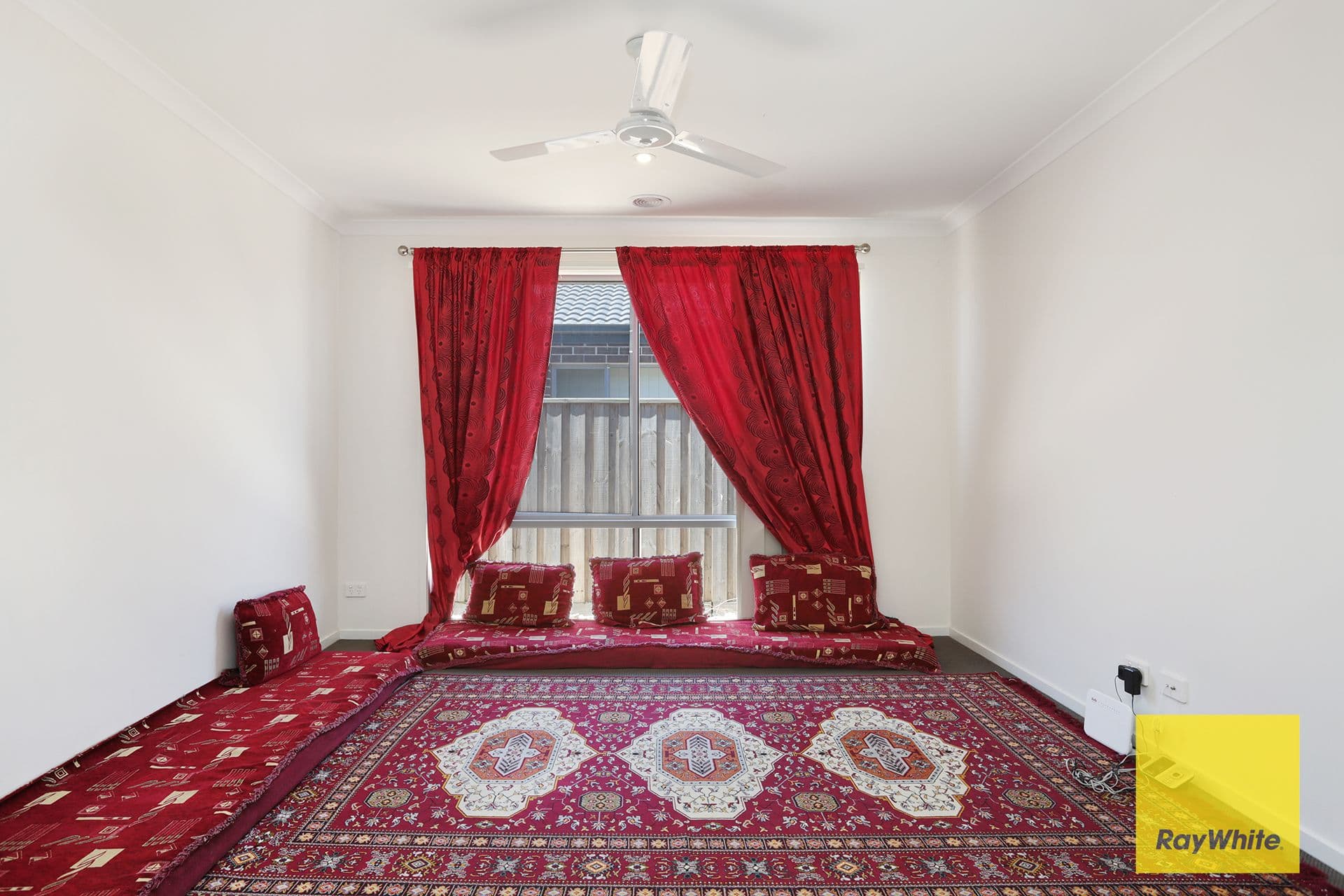 32 Westonbury Drive, Point Cook VIC 3030, Point Cook - Thumbnail 5