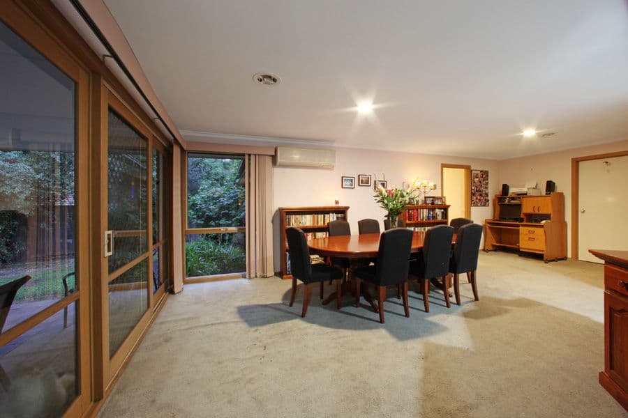 8 Easton Court, FERNTREE GULLY VIC 3156, Ferntree Gully - Thumbnail 4