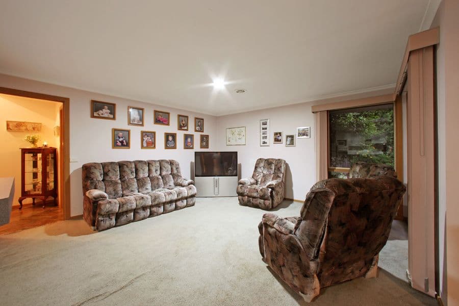 8 Easton Court, FERNTREE GULLY VIC 3156, Ferntree Gully - Thumbnail 5