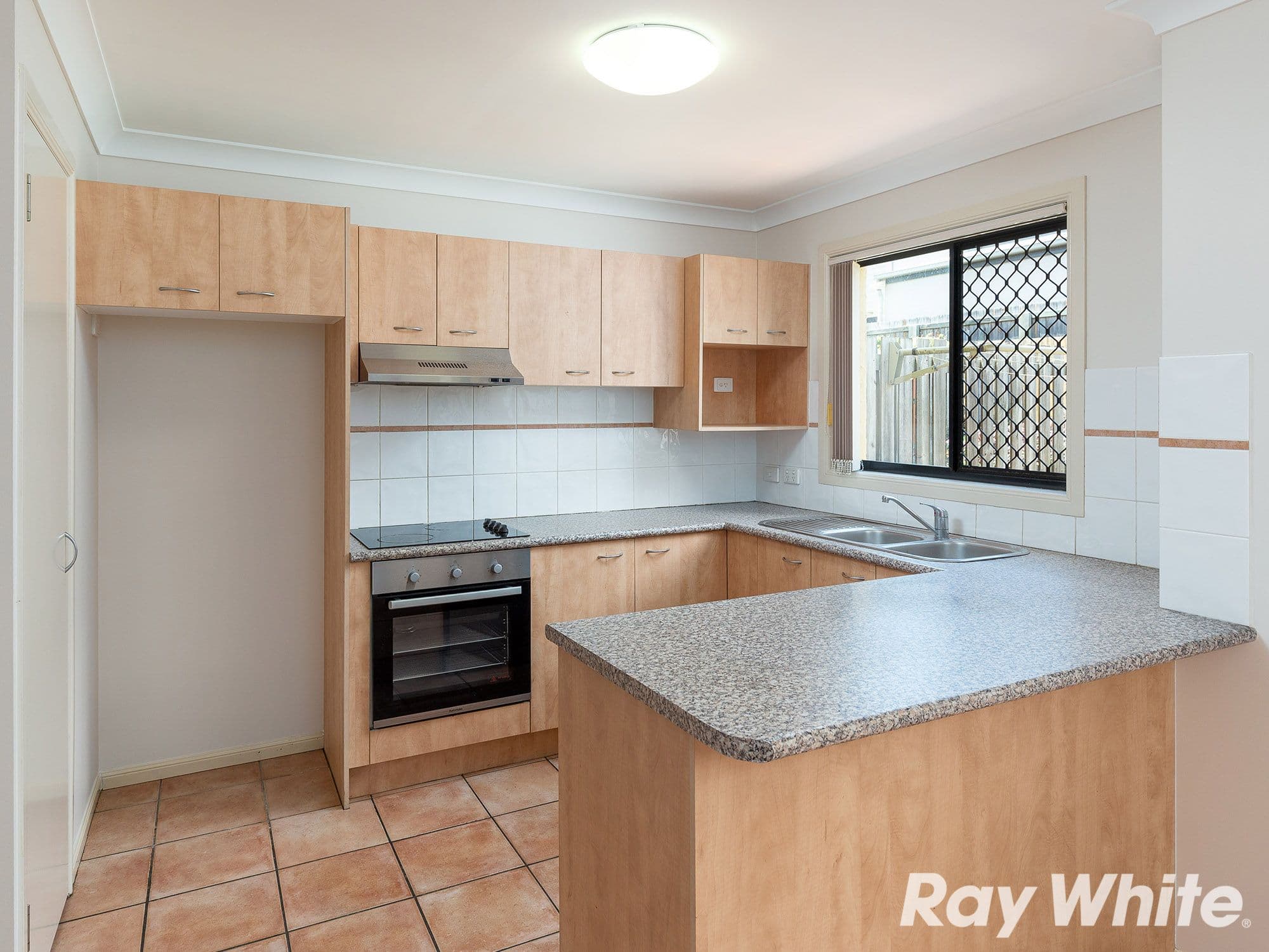  28 Kelso Street, Chermside QLD 4032, Chermside - Thumbnail 3