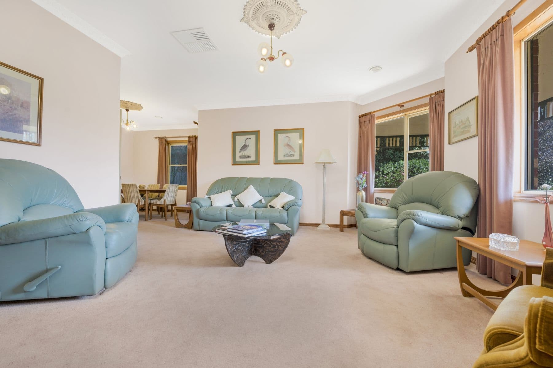 13 Robertson Drive, Alfredton VIC 3350, Alfredton - Thumbnail 4