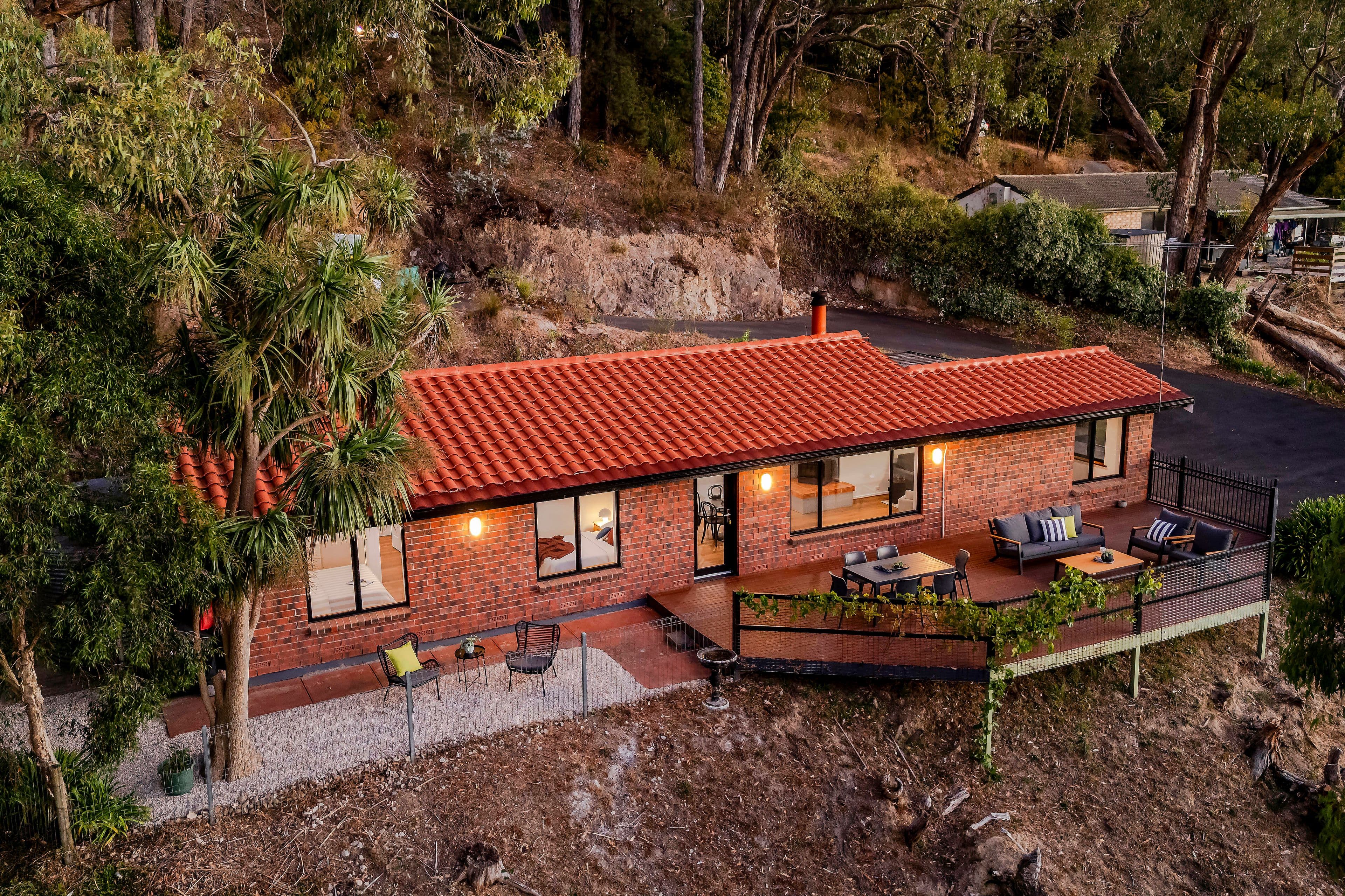 18 Elmstead Drive, Upper Sturt SA 5156, Upper Sturt - Thumbnail 2