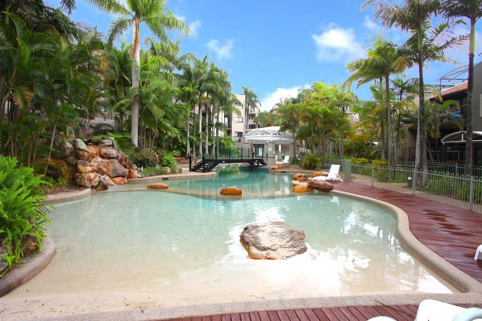 E4 'Magic Mountain' 2 Great Hall Drive, Miami QLD 4220, Miami - Thumbnail 2