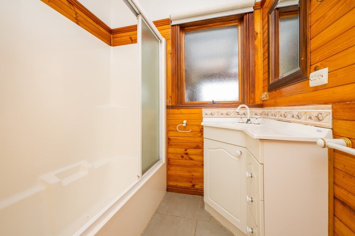 28 Gowrie Street, Shepparton, Shepparton - Thumbnail 6
