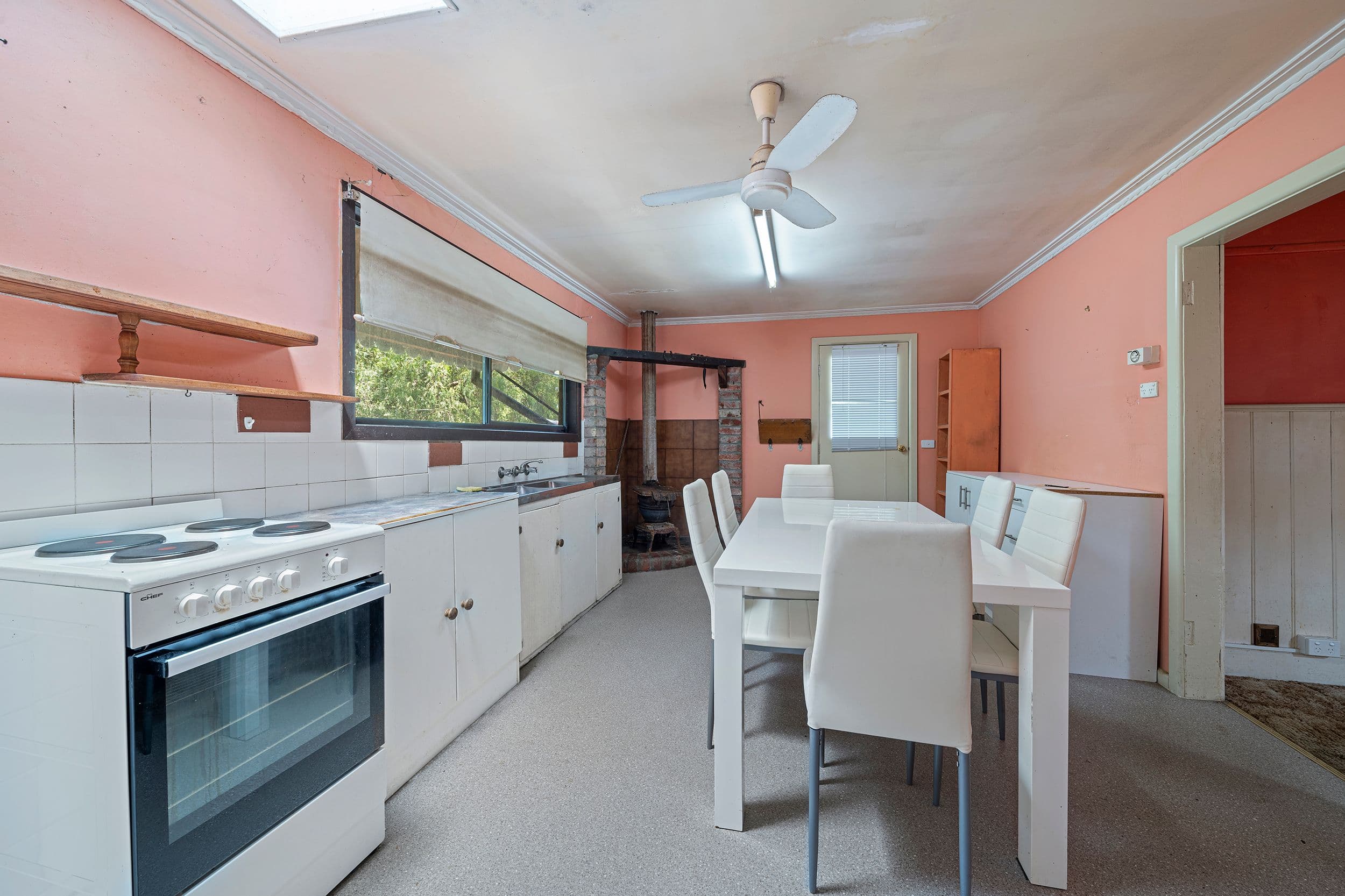 17 Kilmore Road, Heathcote VIC 3523, Heathcote - Thumbnail 3