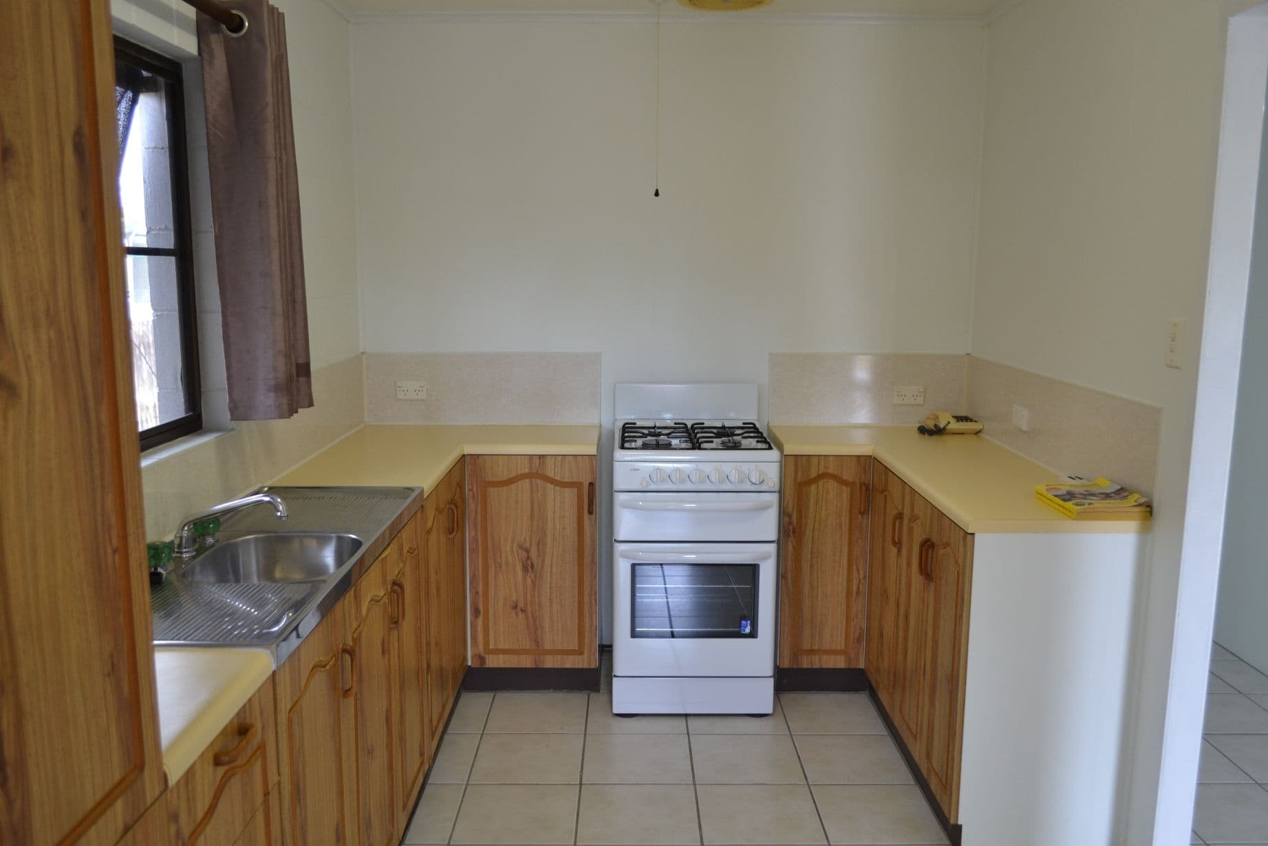 22 Limpus Avenue, Keppel Sands QLD 4702, Keppel Sands - Thumbnail 4