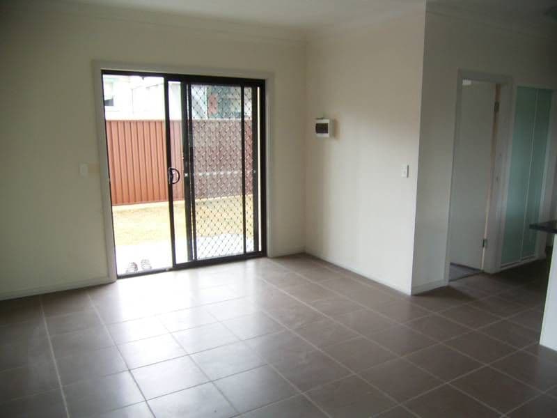 10 Belinda Place, MAYS HILL NSW 2145, Mays Hill - Thumbnail 4