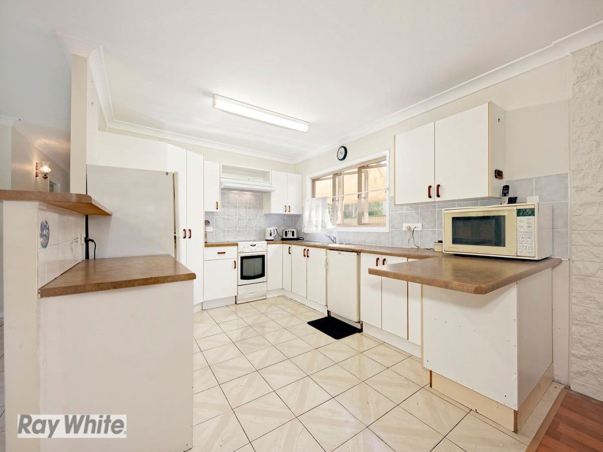 110 Klingner Road, Redcliffe QLD 4020, Redcliffe - Thumbnail 4