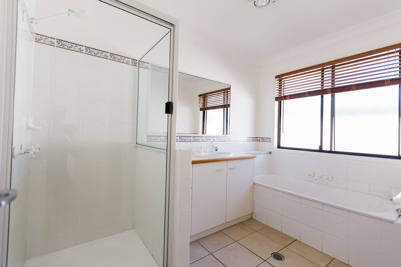 8 Peters Place, Goondiwindi QLD 4390, Goondiwindi - Thumbnail 4