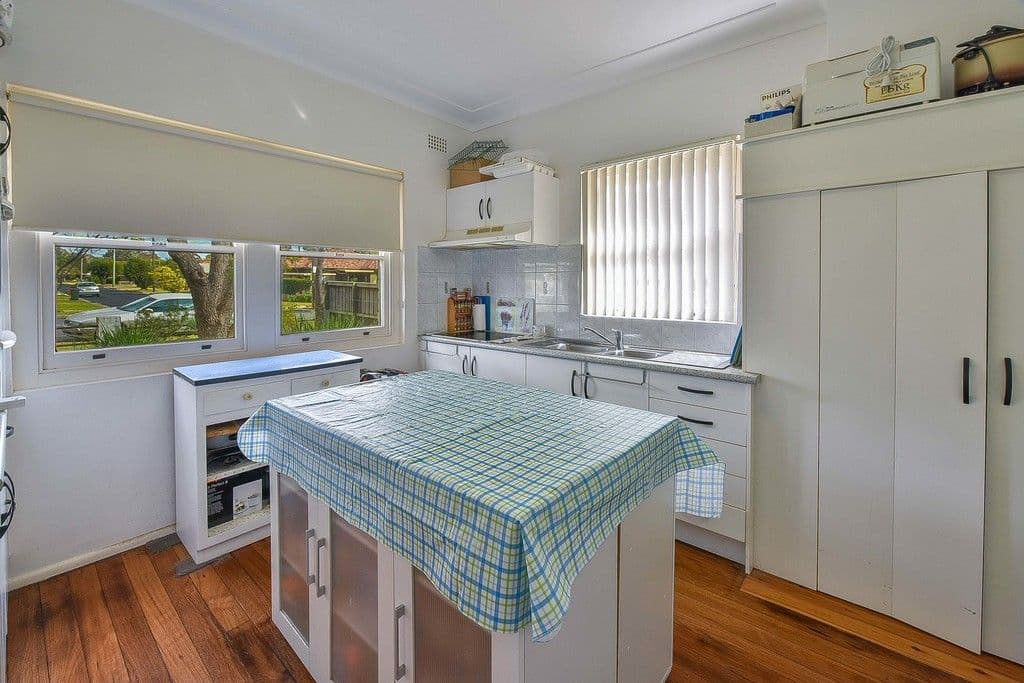 16 Kings Road, Ingleburn NSW 2565, Ingleburn - Thumbnail 2