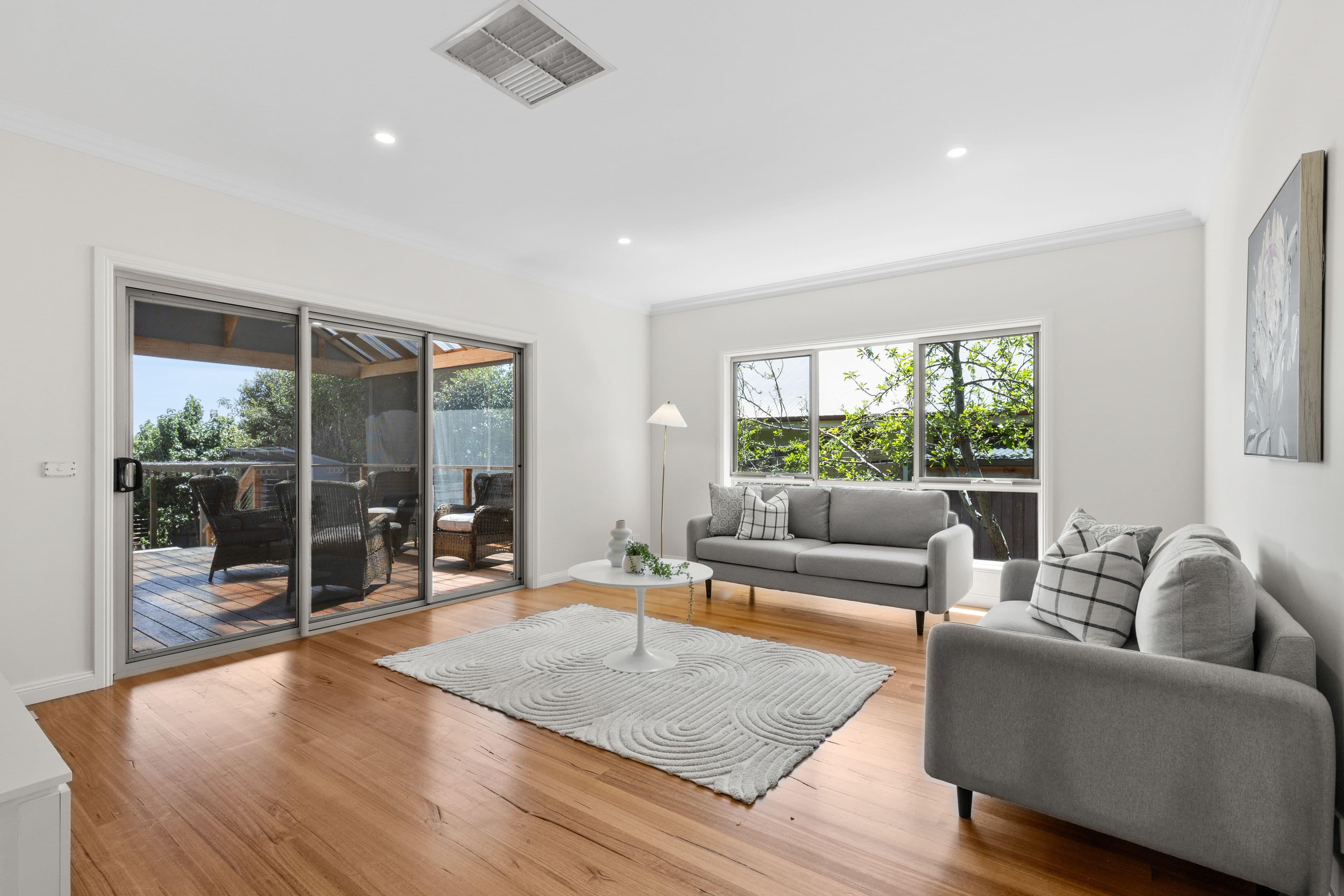 8 Rangeview Green, Doreen VIC 3754, Doreen - Thumbnail 2