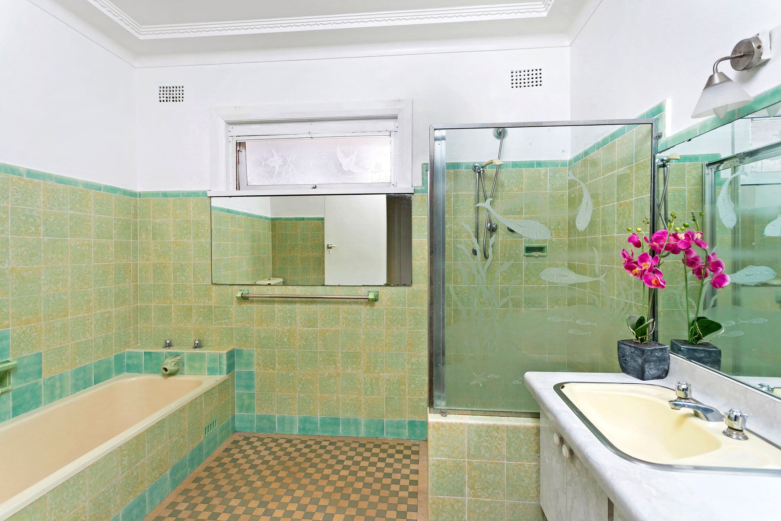 10 Benwerrin Avenue, Carss Park - Thumbnail 6