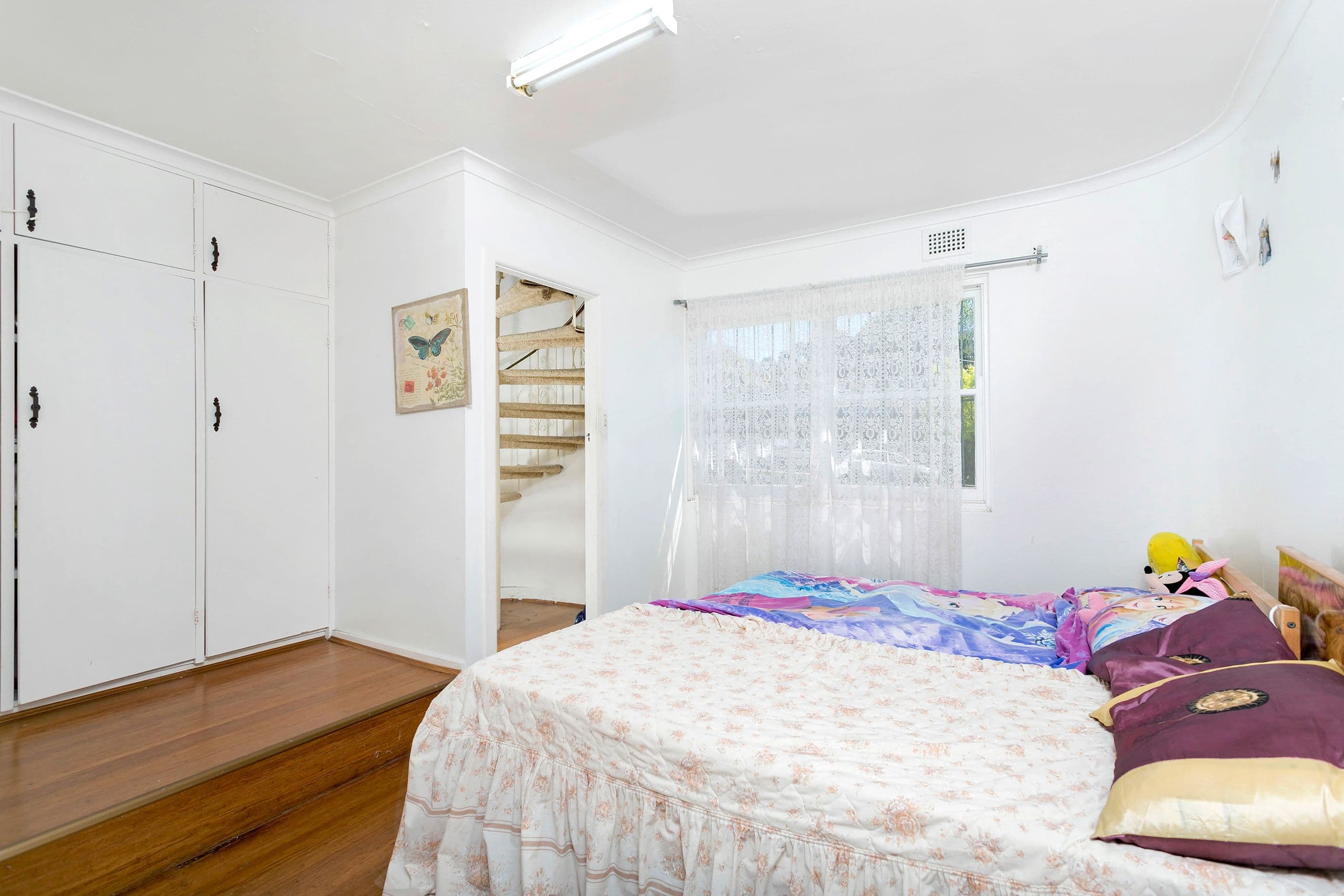 10 Benwerrin Avenue, Carss Park - Thumbnail 8