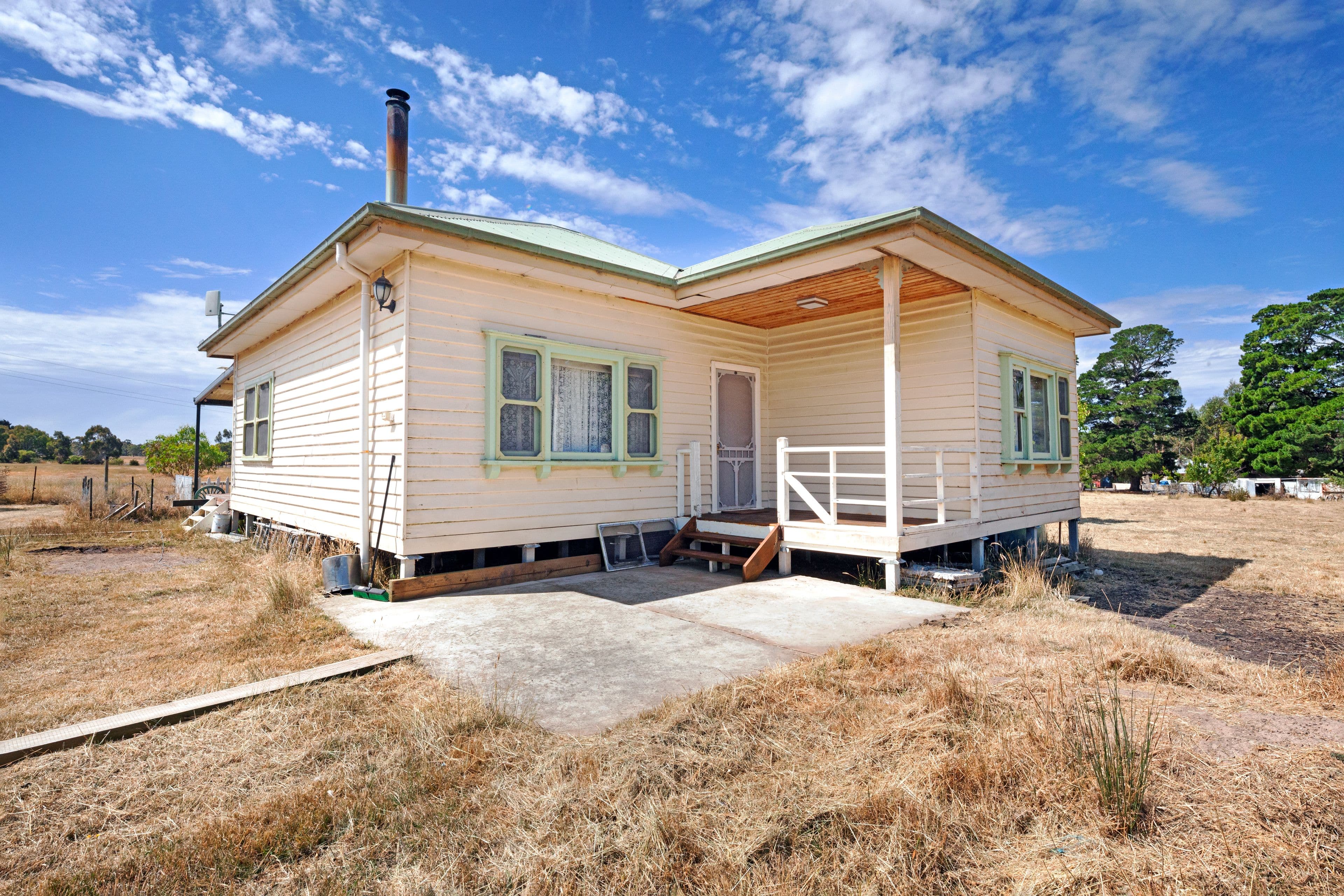 4 Blackmore Road, Cape Clear VIC 3351, Cape Clear - Thumbnail 3