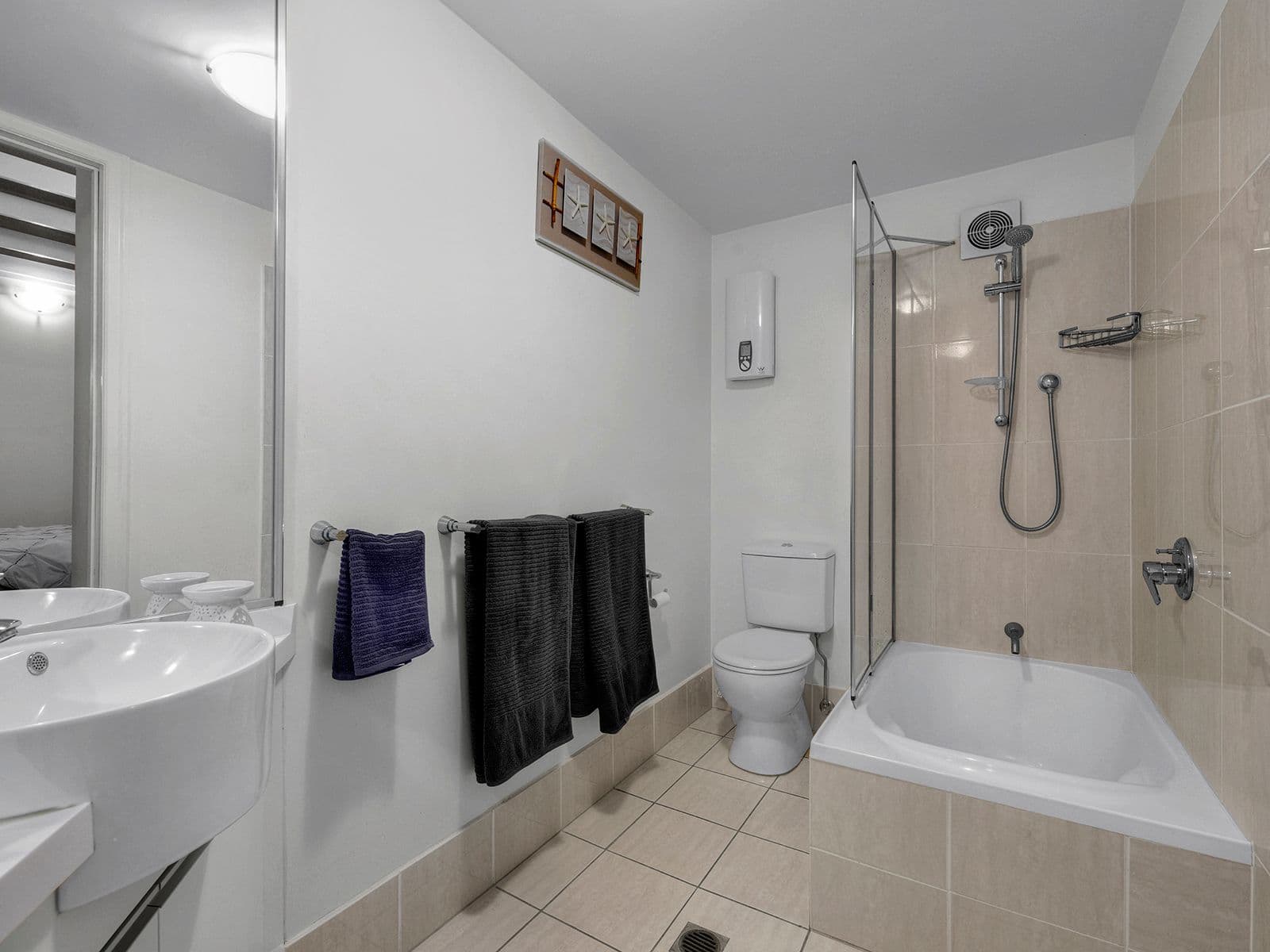 17 Truro Street, Windsor QLD 4030, Windsor - Thumbnail 8