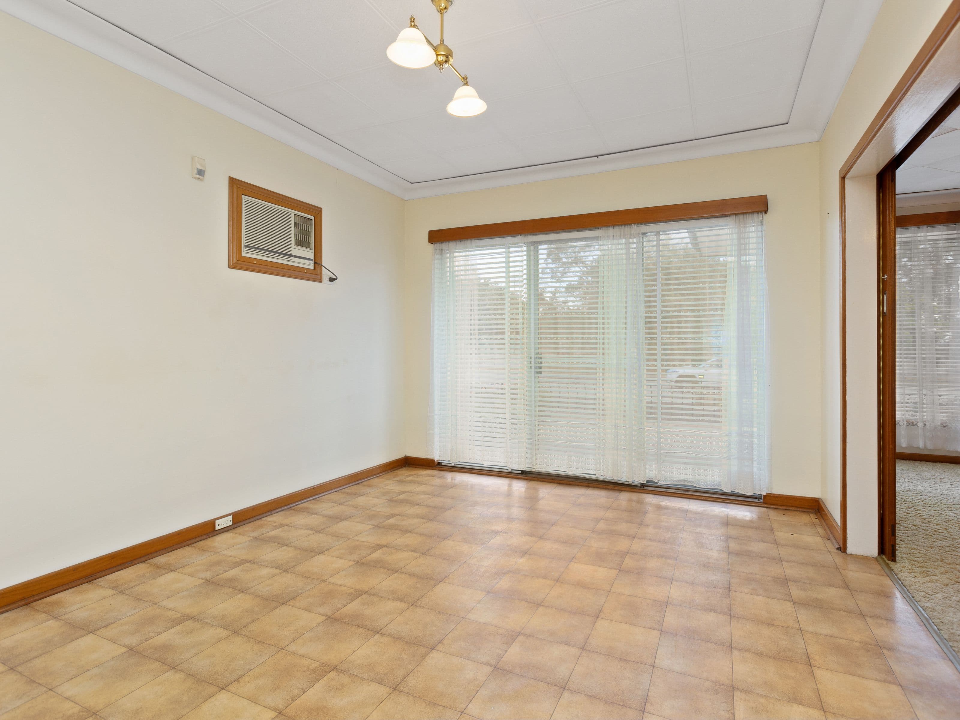 198A Hamilton Street, Queens Park WA 6107, Queens Park - Thumbnail 7