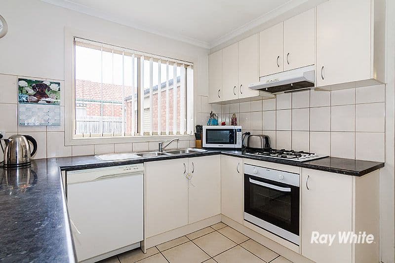 28 Geebung Road, Cranbourne West VIC 3977, Cranbourne West - Thumbnail 6